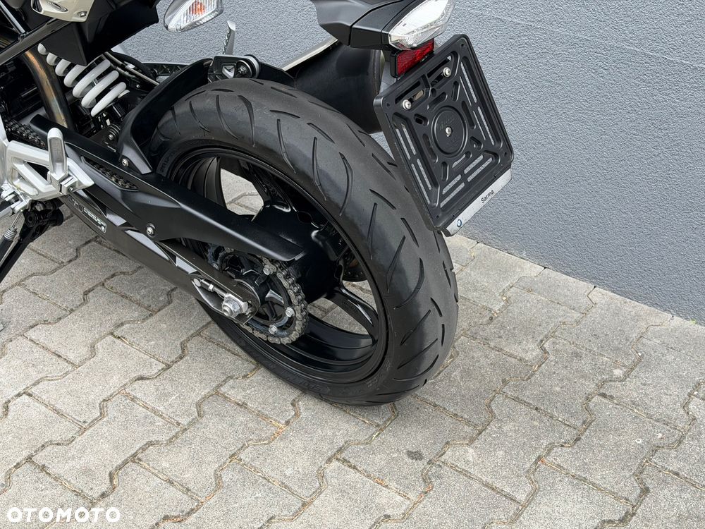 BMW G - 24