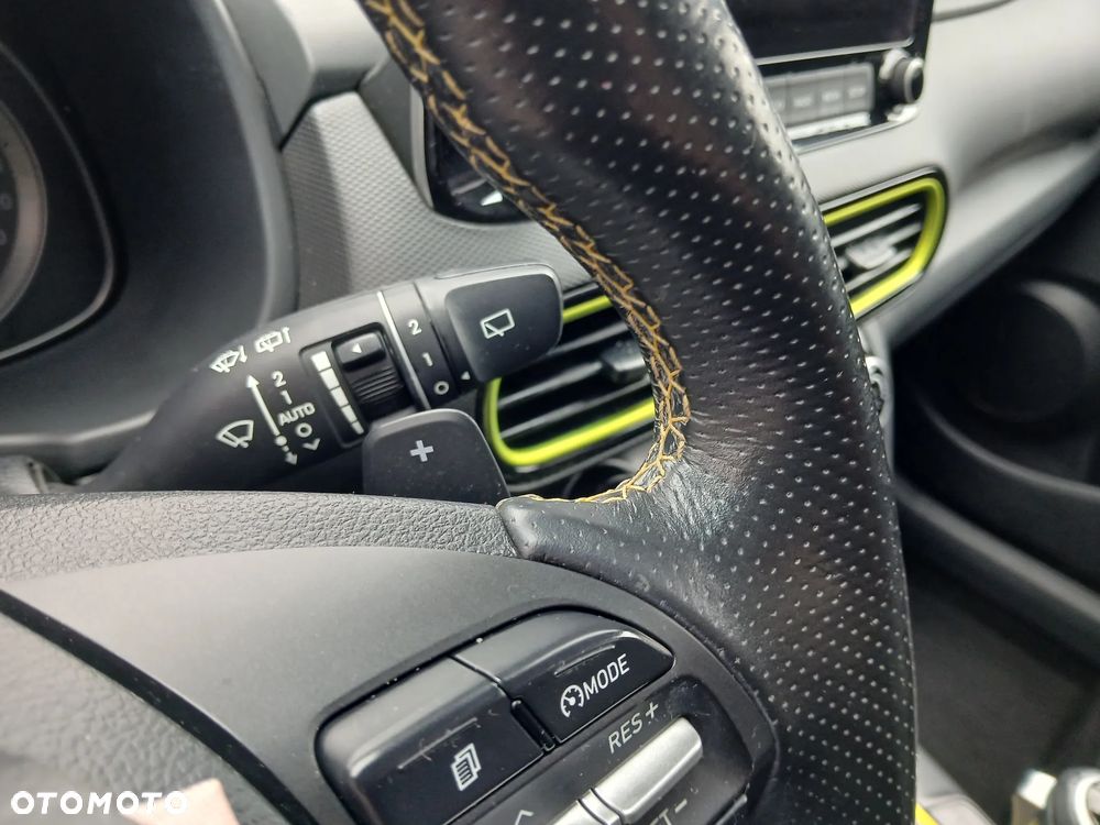 Hyundai Kona 1.6 GDI Hybrid Premium DCT - 26