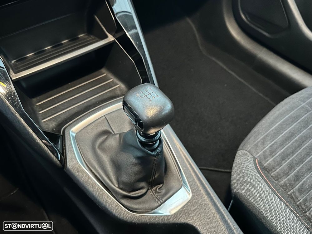 Peugeot 208 1.2 PureTech Active - 26