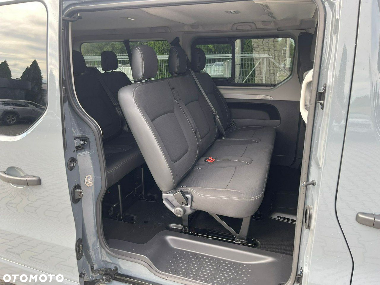 Renault Trafic - 11
