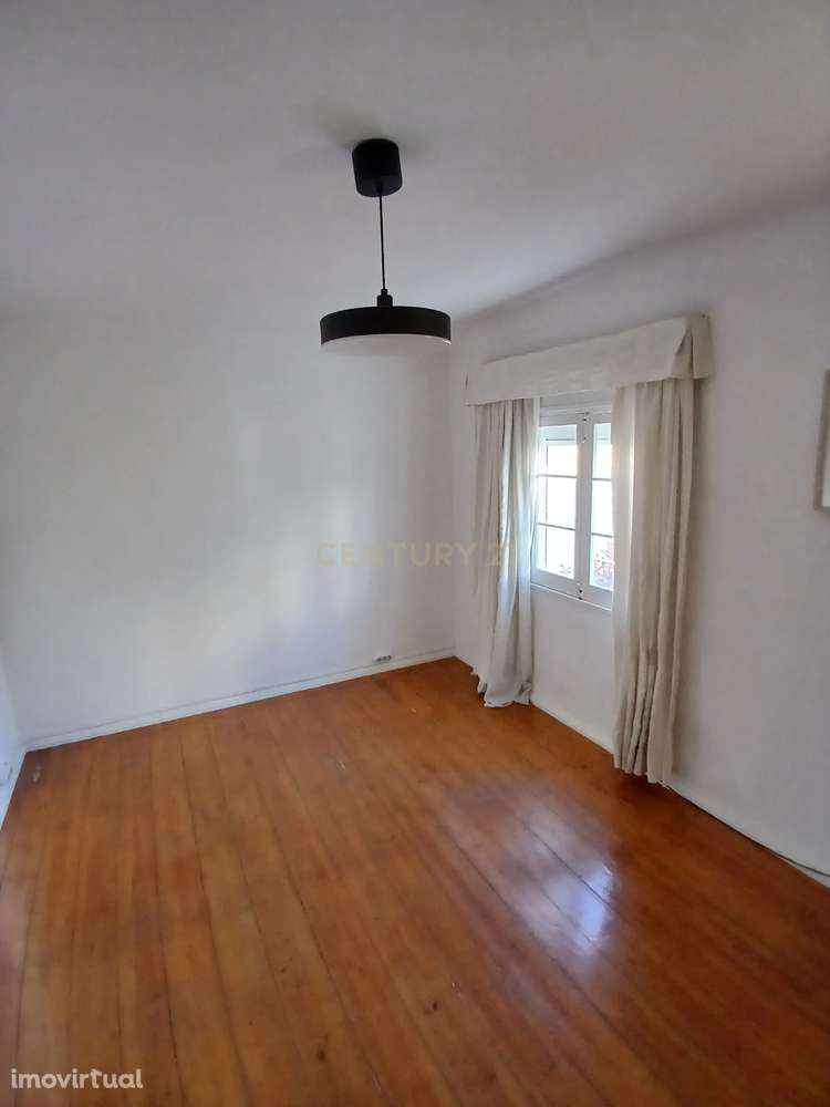 MORADIA T3 PERTO DA PRAIA - Grande imagem: 3/26