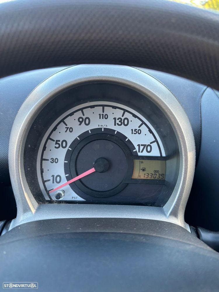 Toyota Aygo 1.0 - 6