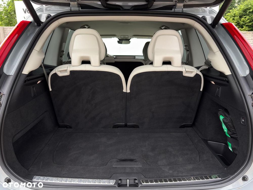 Volvo XC 90 - 12