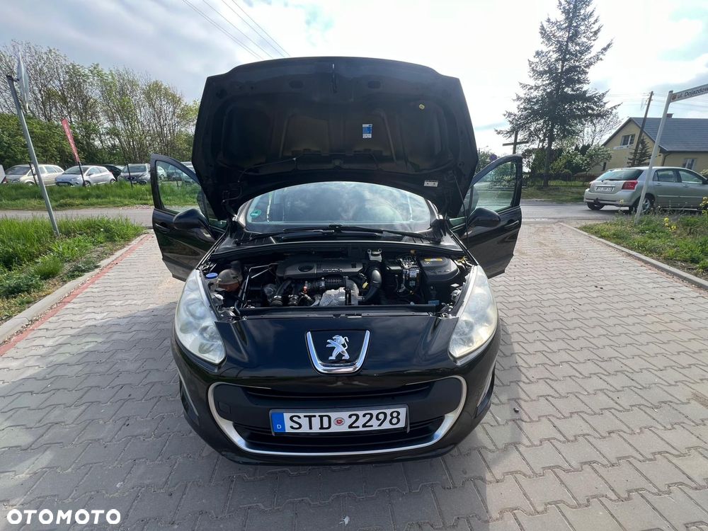 Peugeot 308 1.6 HDi Premium Plus - 19