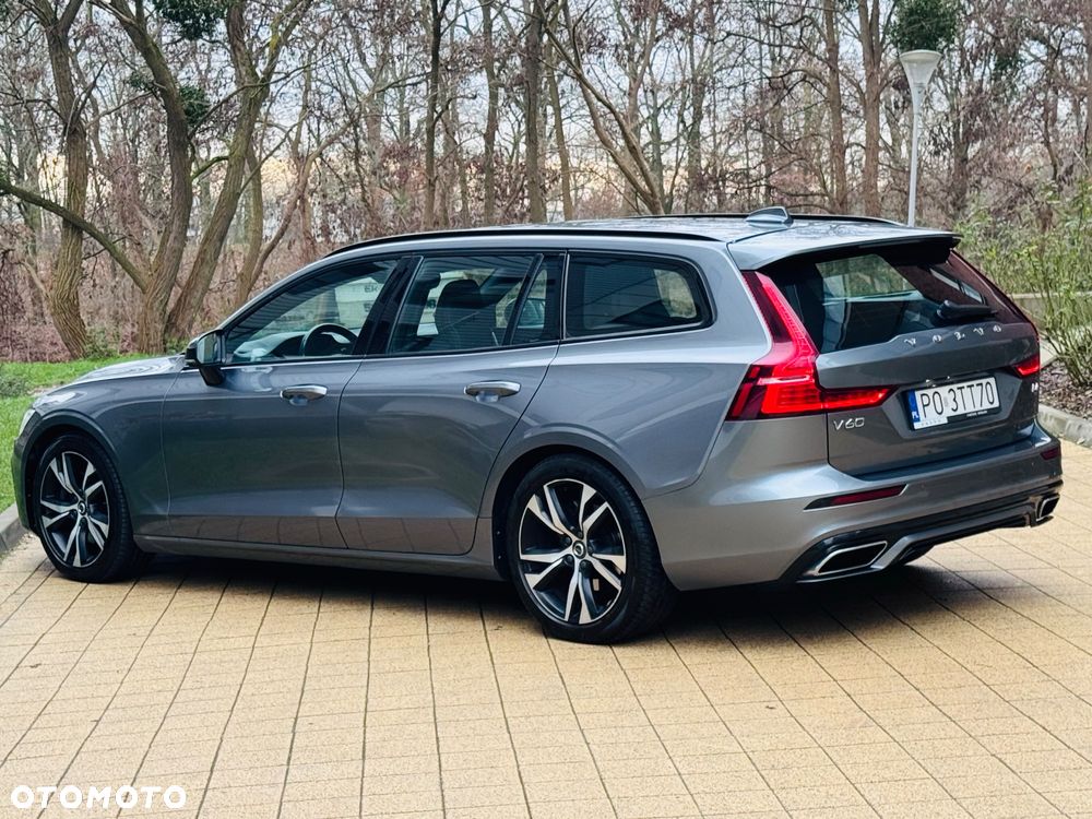 Volvo V60 D4 AWD R-Design - 7
