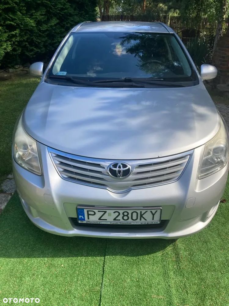 Toyota Avensis 2.2 D-CAT 2010 - 2