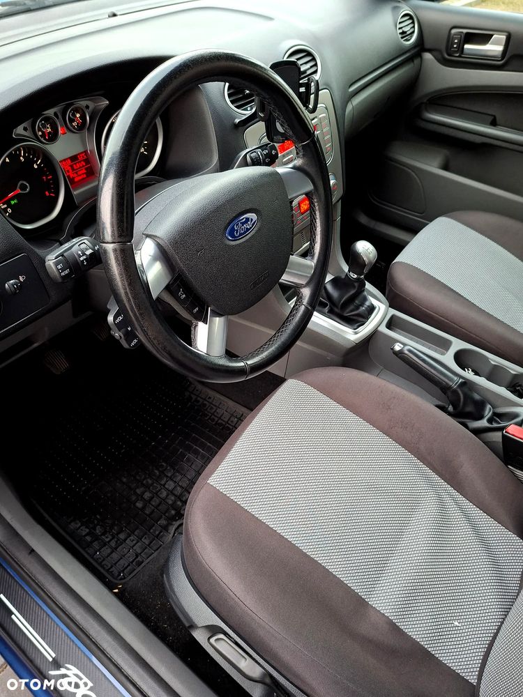 Ford Focus 1.6 16V Style+ - 7