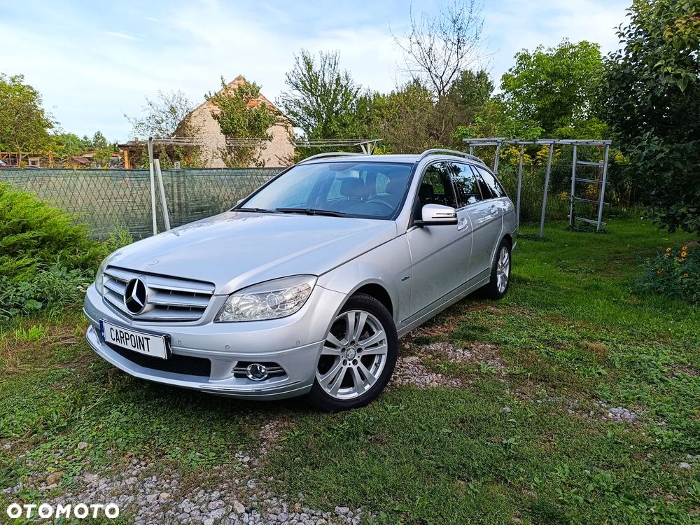 Mercedes-Benz Klasa C 250 CGI Automatik BlueEFFICIENCY Avantgarde