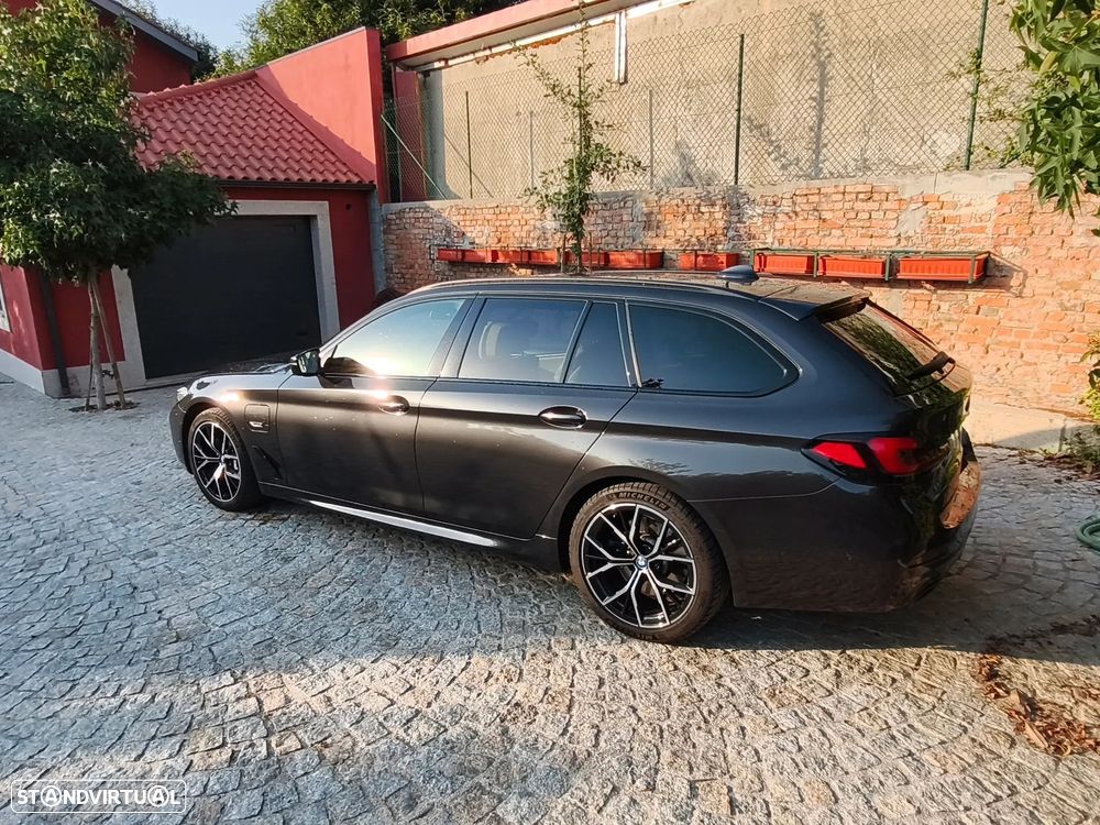 BMW 530 e Pack Desportivo M - 7