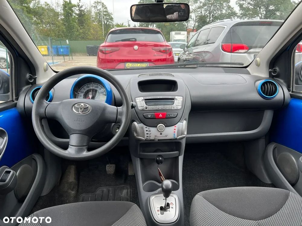 Toyota Aygo - 10
