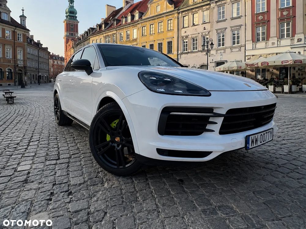Porsche Cayenne E-Hybrid - 1