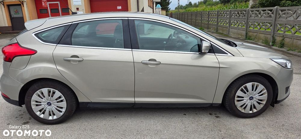Ford Focus - 2