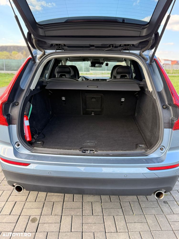 Volvo XC 60 D4 AWD Geartronic Momentum - 6