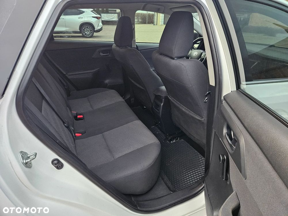 Toyota Auris 1.33 VVT-i Comfort - 12