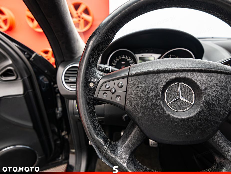 Mercedes-Benz ML - 18