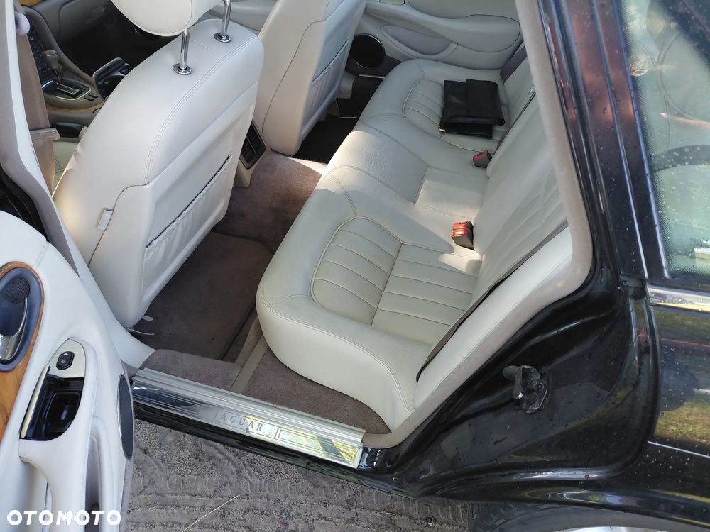 Jaguar XJ 4.0 Executive - 26