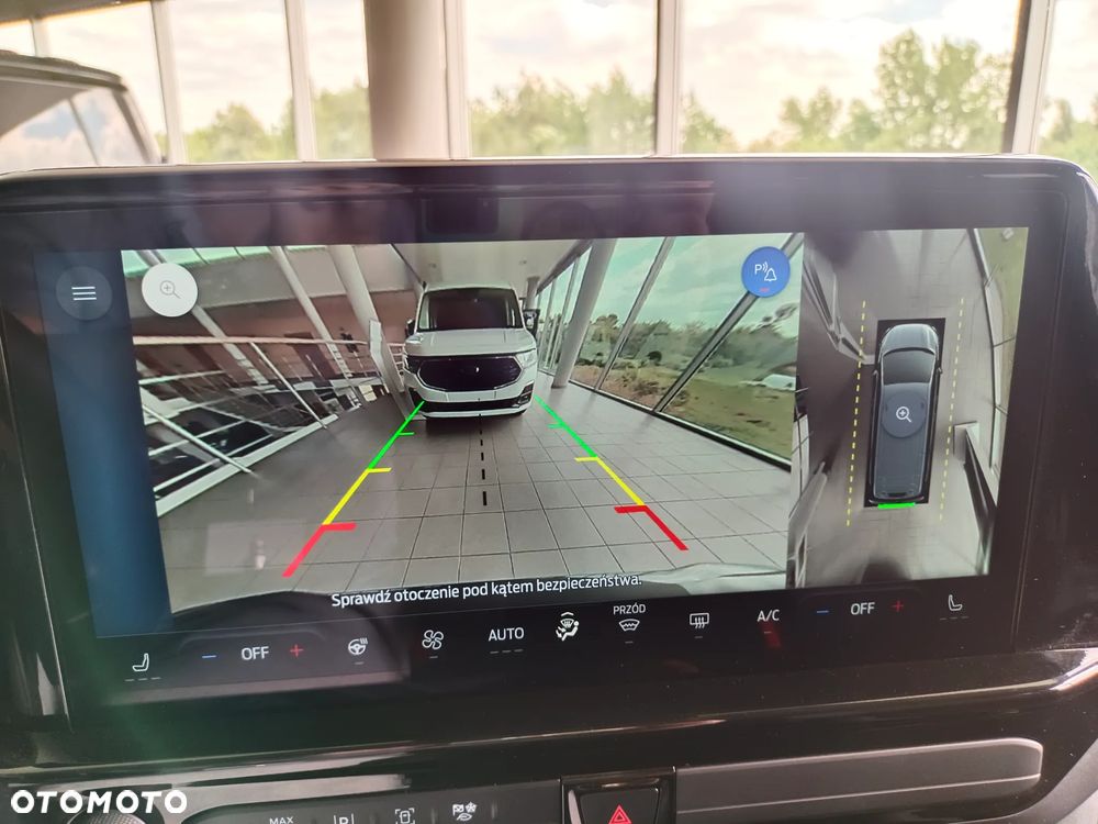 Ford Tourneo Custom 2.5 PHEV CVT 340 L2 Titanium - 31