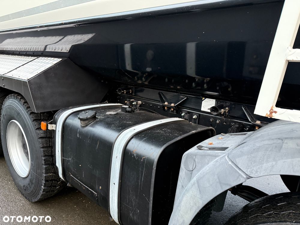 MAN TGS 35.500* 8x4* Wywrot* Hydroklapa* Retarder* Lodówka* Navi* Z Francji* Stan BDB - 19