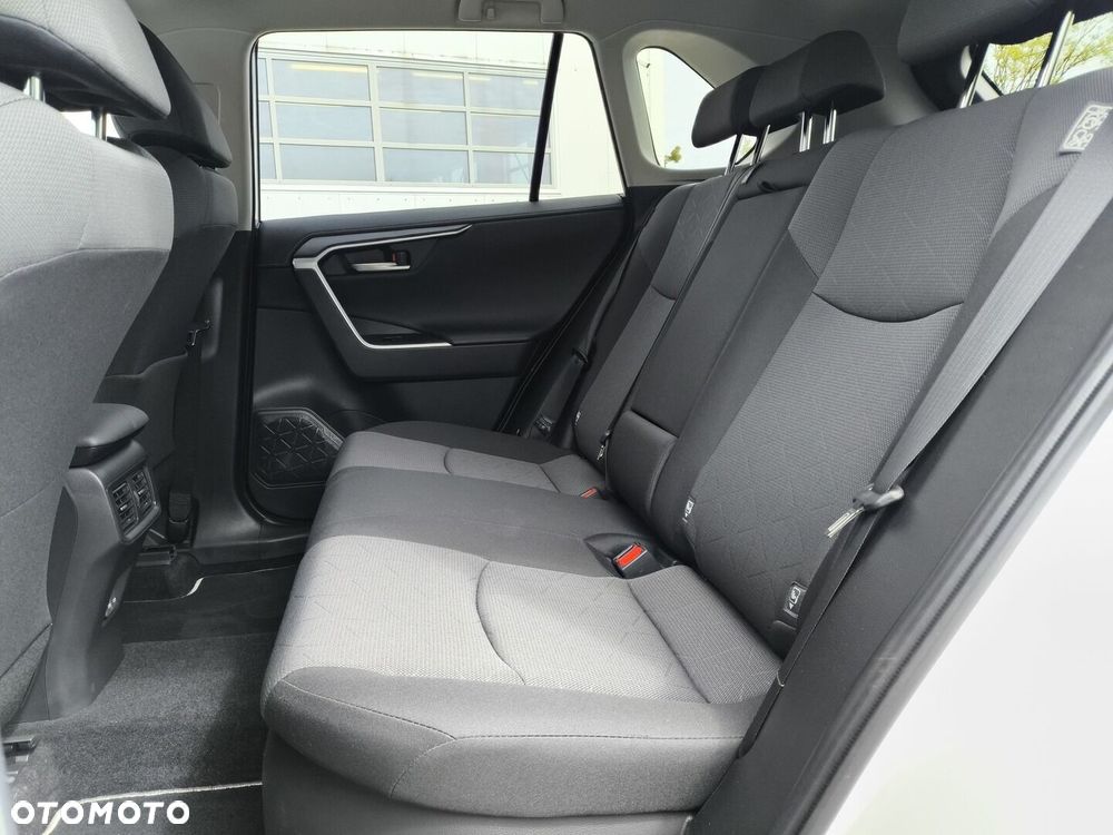 Toyota RAV4 - 26