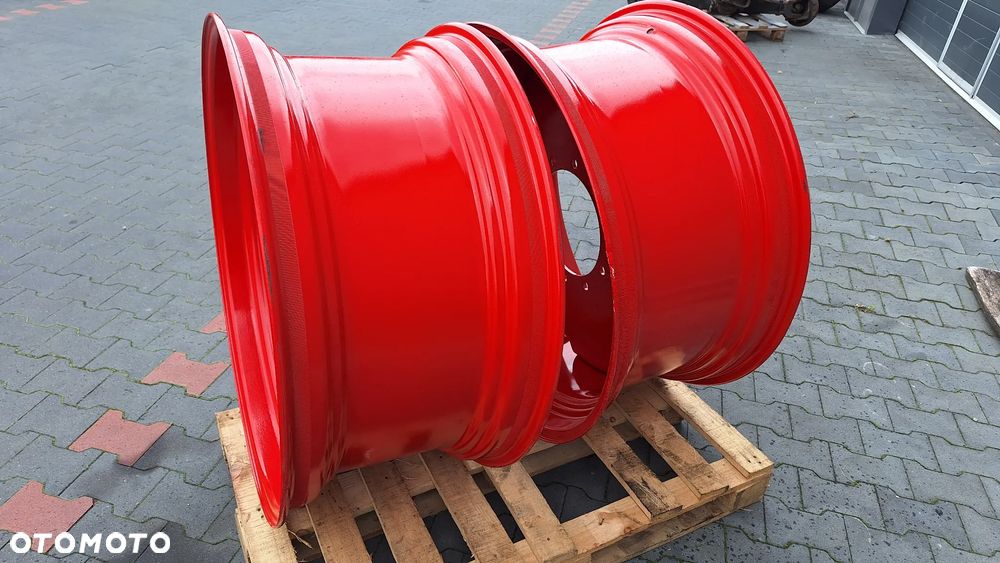 Felga tył tylna  DW18Lx38 Fendt Vario 820  18x38 - 2