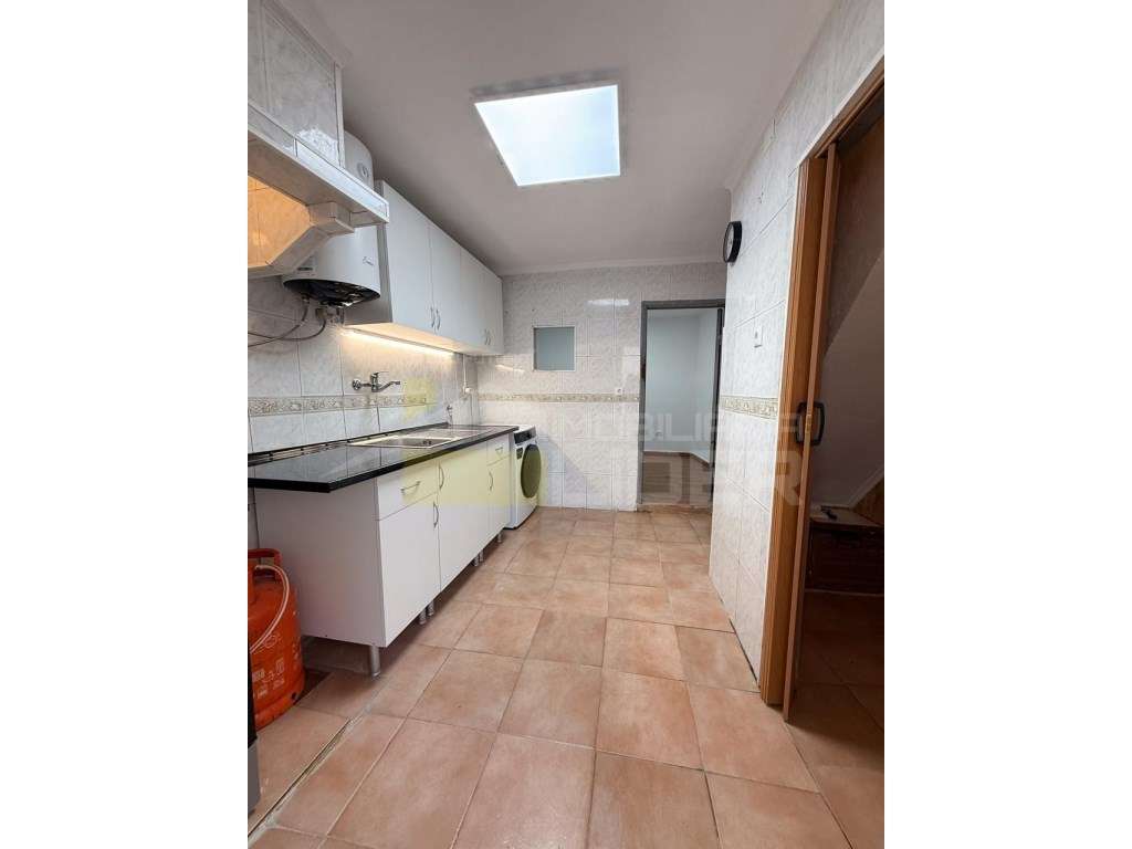 Prédio com 7 Apartamentos oportunidade de Investimento na Serra da ... - Grande imagem: 2/8