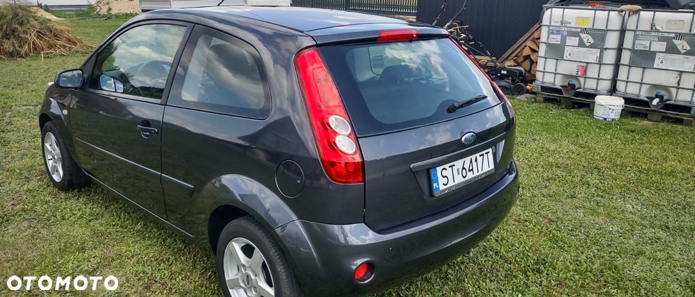 Ford Fiesta 1.3 - 4