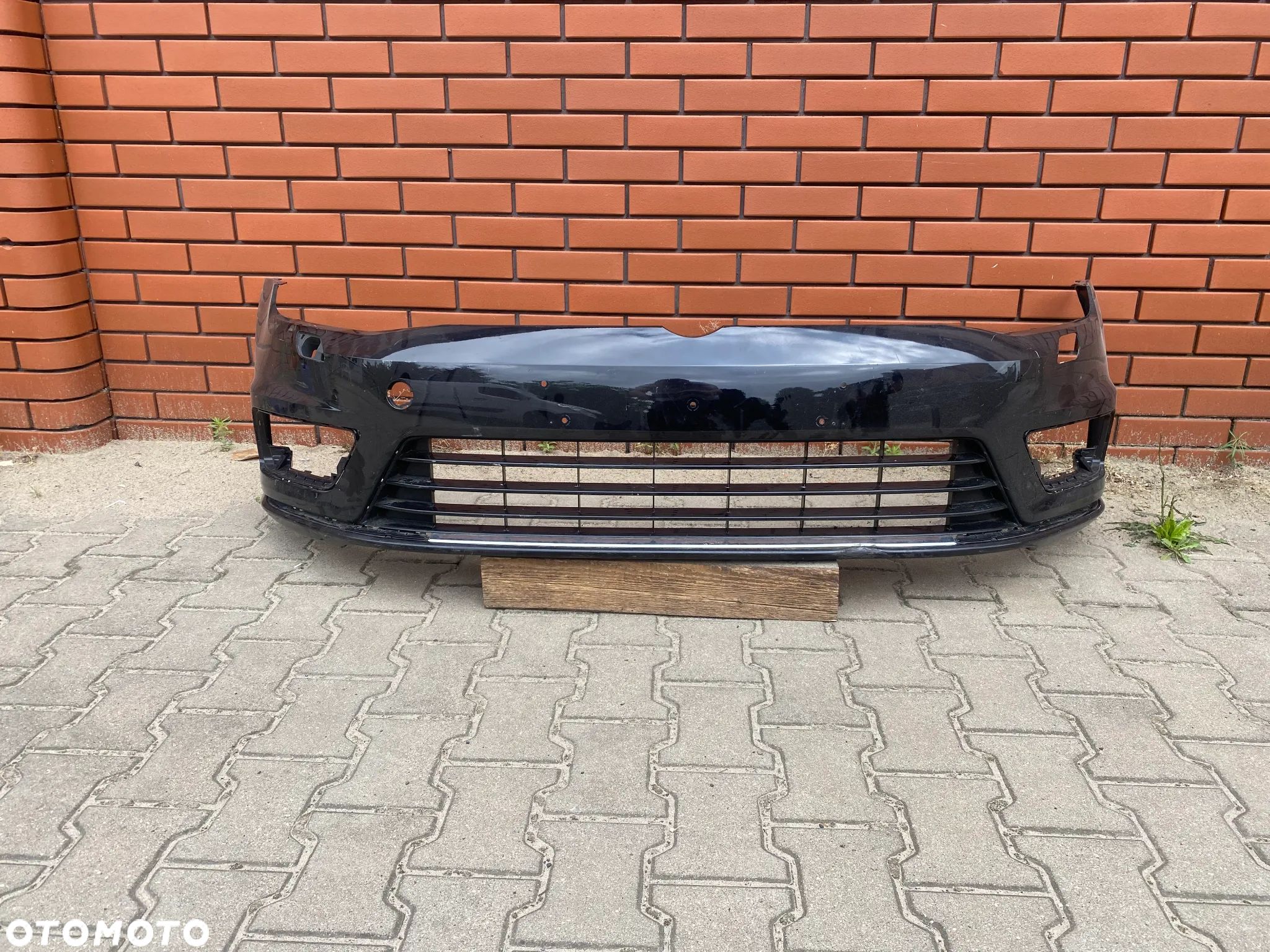 ZDERZAK VW GOLF VIII R LINE - 1
