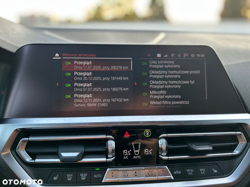 BMW Seria 3 320d xDrive mHEV - 18
