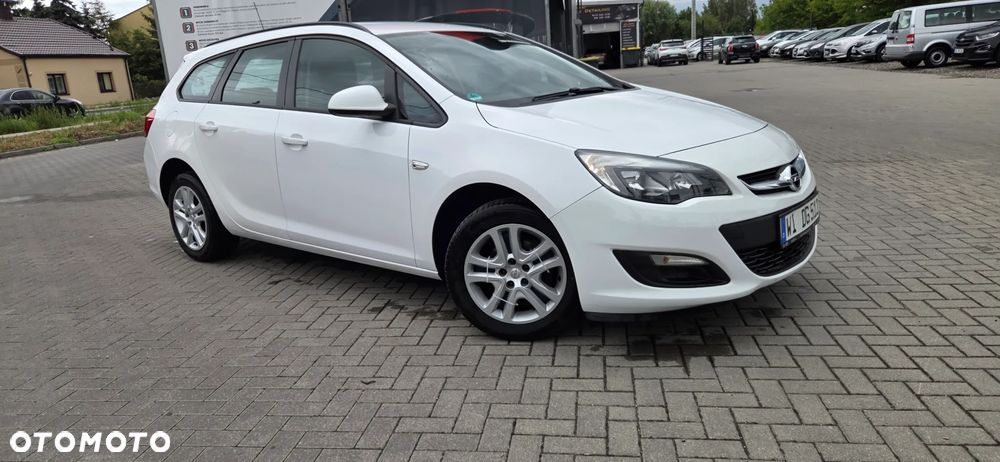 Opel Astra 1.6 Color Edition - 22