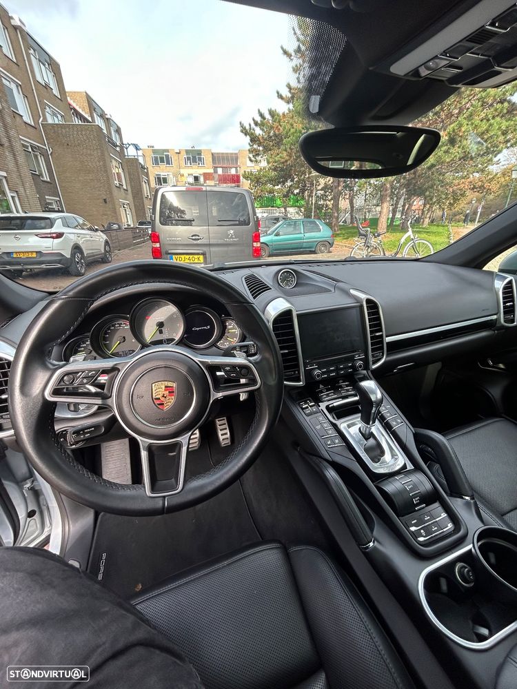 Porsche Cayenne S E-Hybrid Platinum Edition - 5