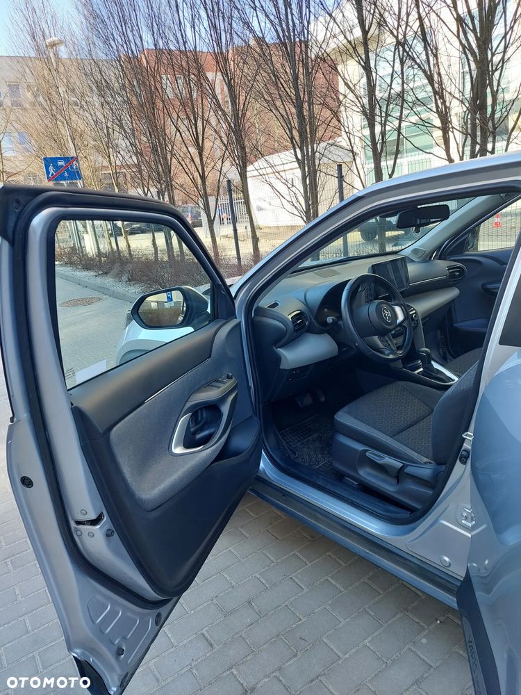 Toyota Yaris Cross Hybrid 1.5 Comfort - 12