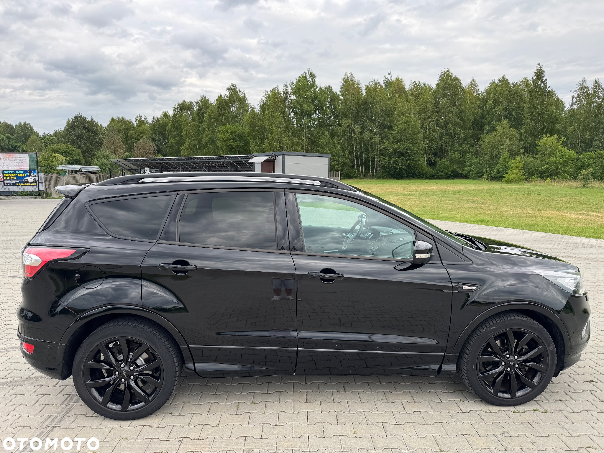Ford Kuga - 4