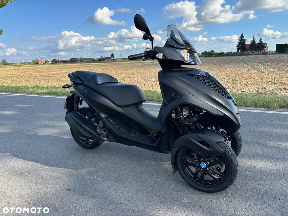 Piaggio MP-3 - 6