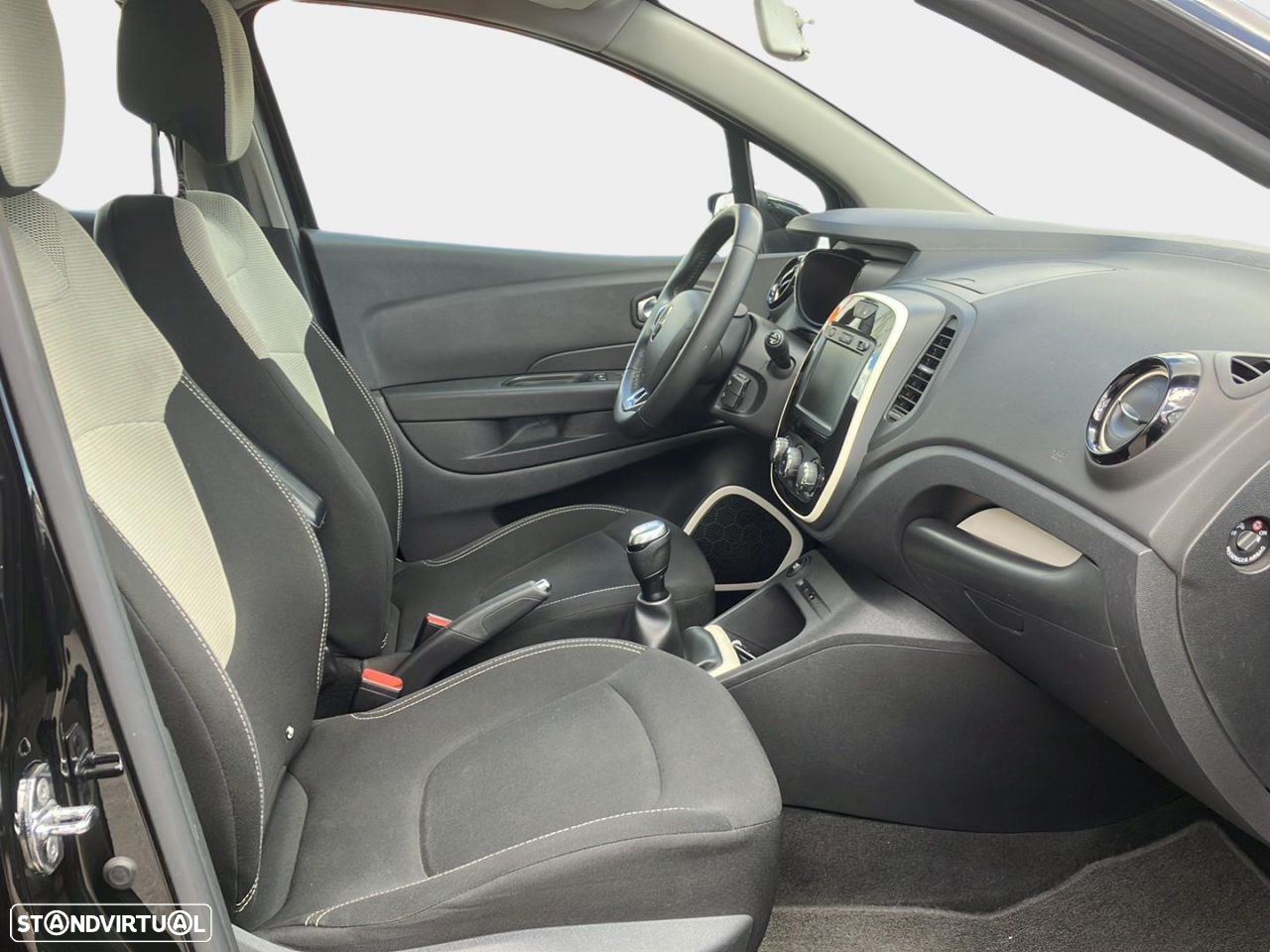 Renault Captur 1.5 dCi Exclusive - 14