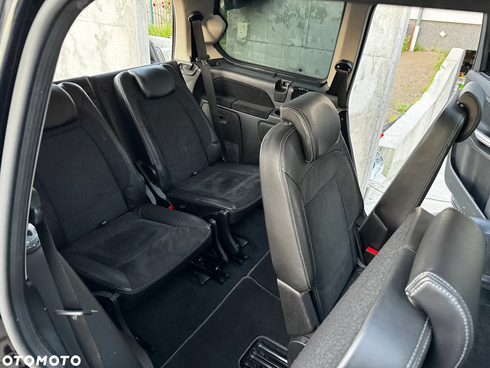 Ford Galaxy 2.0 TDCi DPF Titanium - 8