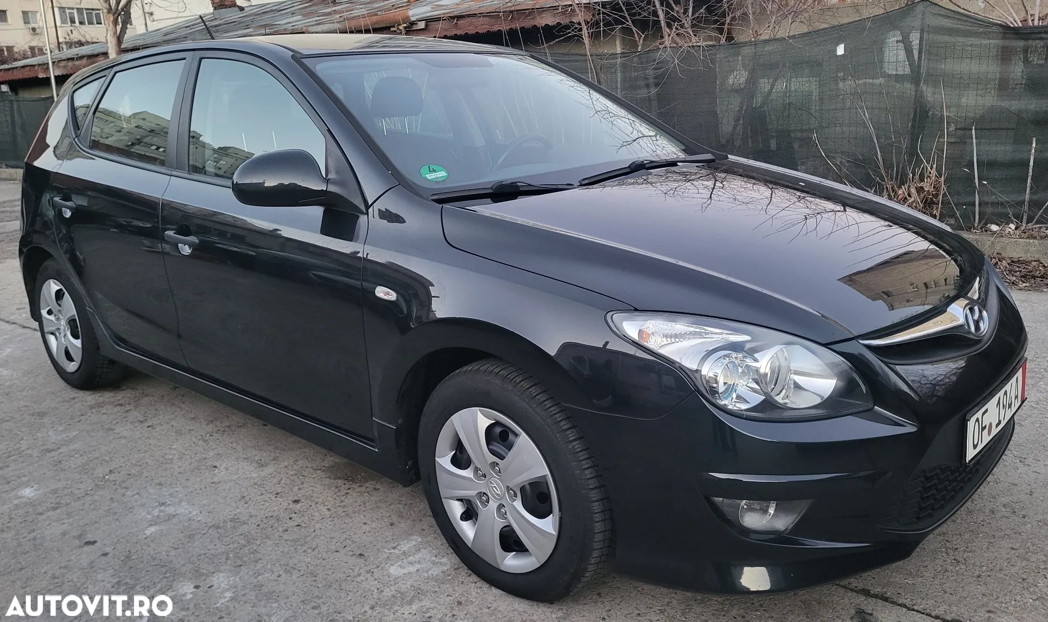 Hyundai i30 1.6 CRDI Edition Plus - 1