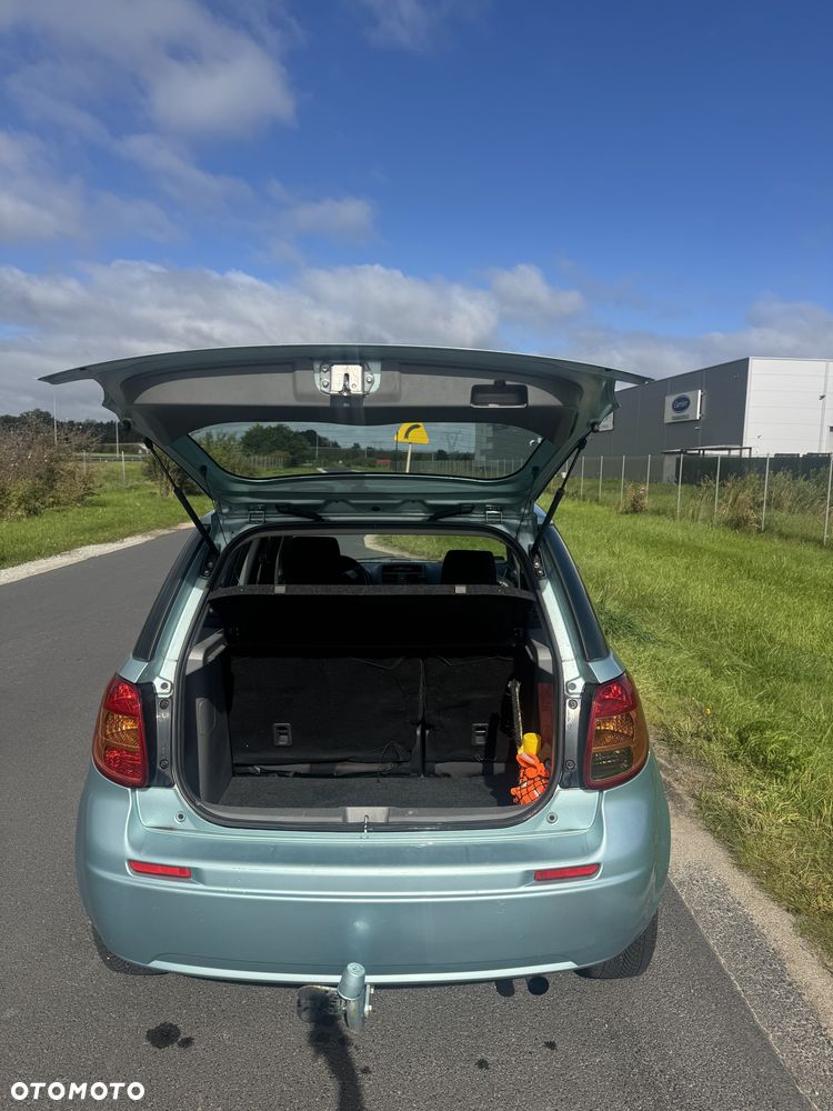 Suzuki SX4 1.9 DDiS DPF 4x2 Comfort - 8