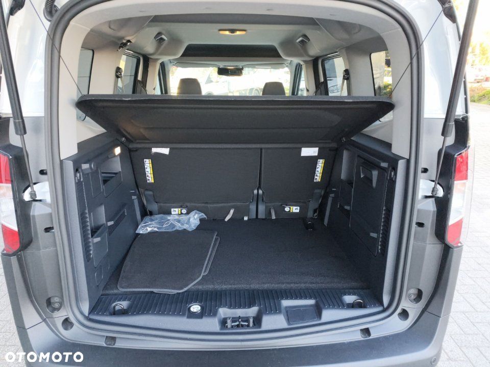 Ford Tourneo Courier 2026