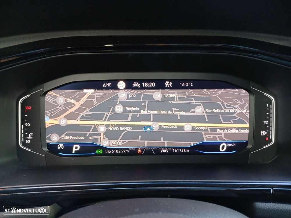VW T-Roc 2.0 TDI R-Line DSG - 22