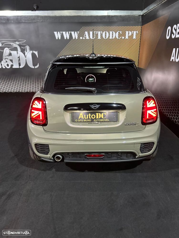 MINI 3 Portas One D - 14