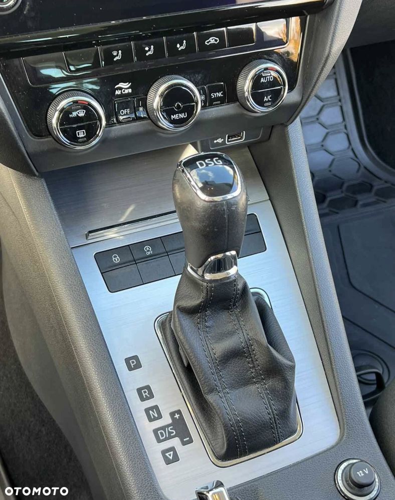 Skoda Octavia - 14