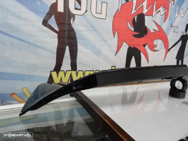Aileron / lip / spoiler traseiro em preto piano brilhante em plástico ABS para VW Golf 7 / 7.5 3D 5D hatchback 2012-2020 - 9
