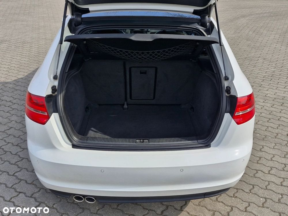 Audi A3 Sportback 2.0 TDI DPF S line Sportpaket (plus) - 26