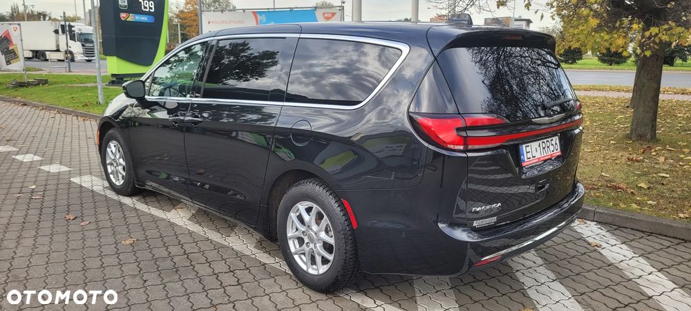 Chrysler Pacifica 2023 photo 4