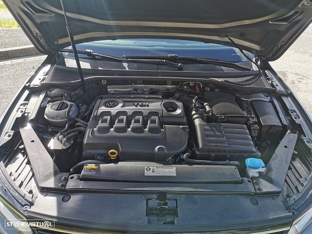 VW Passat Variant 2.0 TDi DSG (BlueMotion ) Comfortline - 32