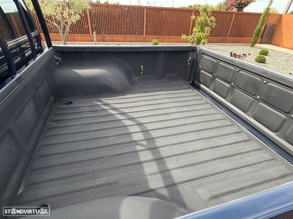 Toyota Hilux 2.4 D LN145LPT Cab Dupla - 30