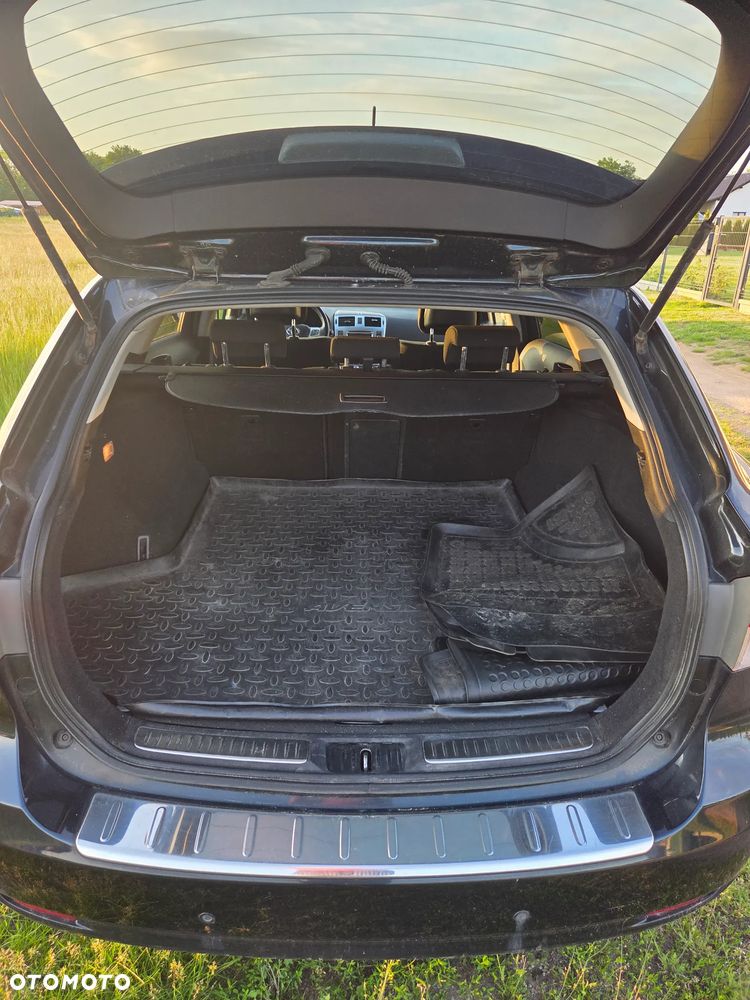 Toyota Avensis 2.0 D-4D Premium - 6
