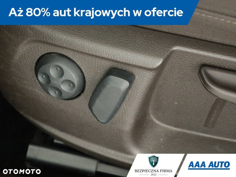 Volkswagen Passat - 11