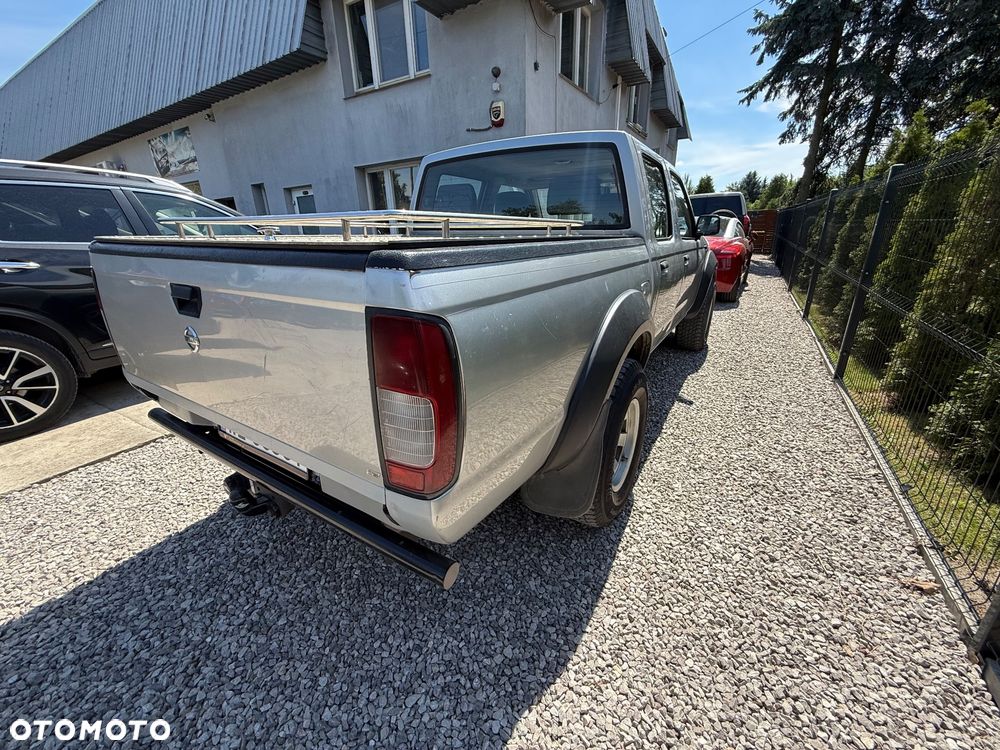 Nissan NP300 Pickup - 4