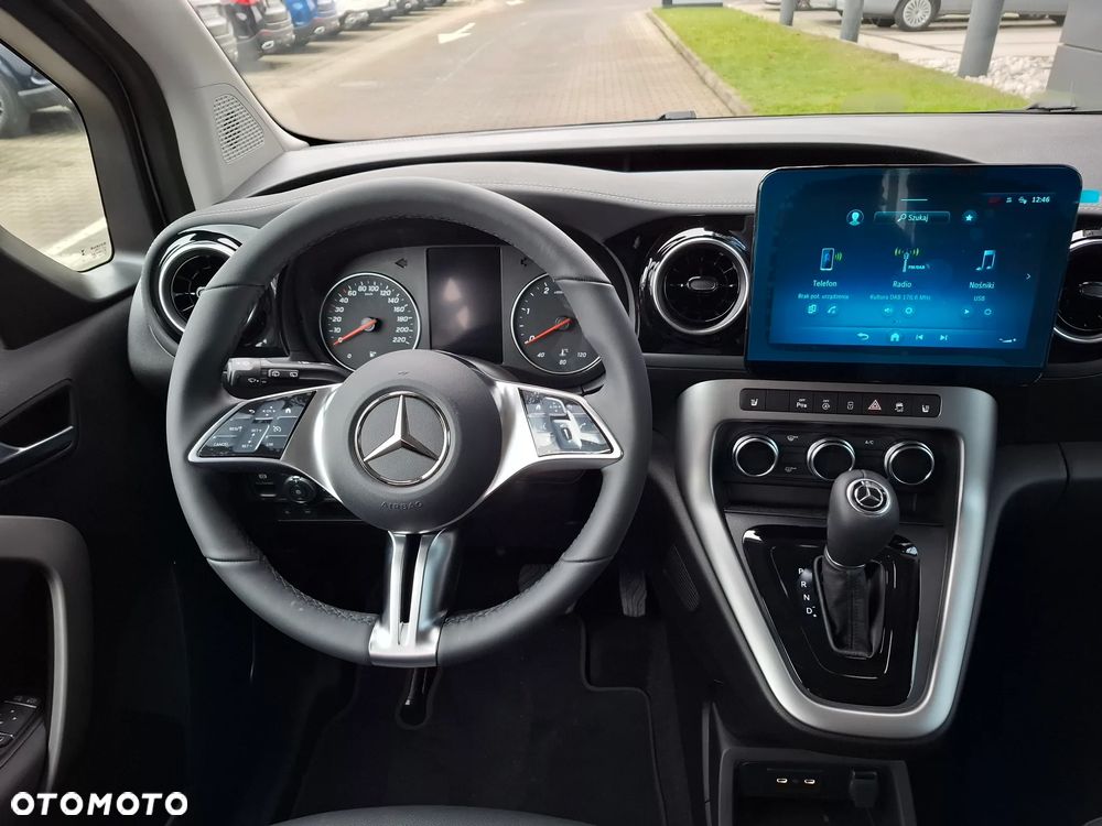 Mercedes-Benz Klasa T 180 d Progressive - 25